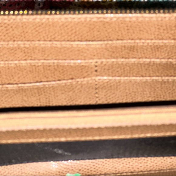 Calvin Klein Wallet with Black & Brown Leather. Two Tone Leather Color Blocking - Picture 13 of 16